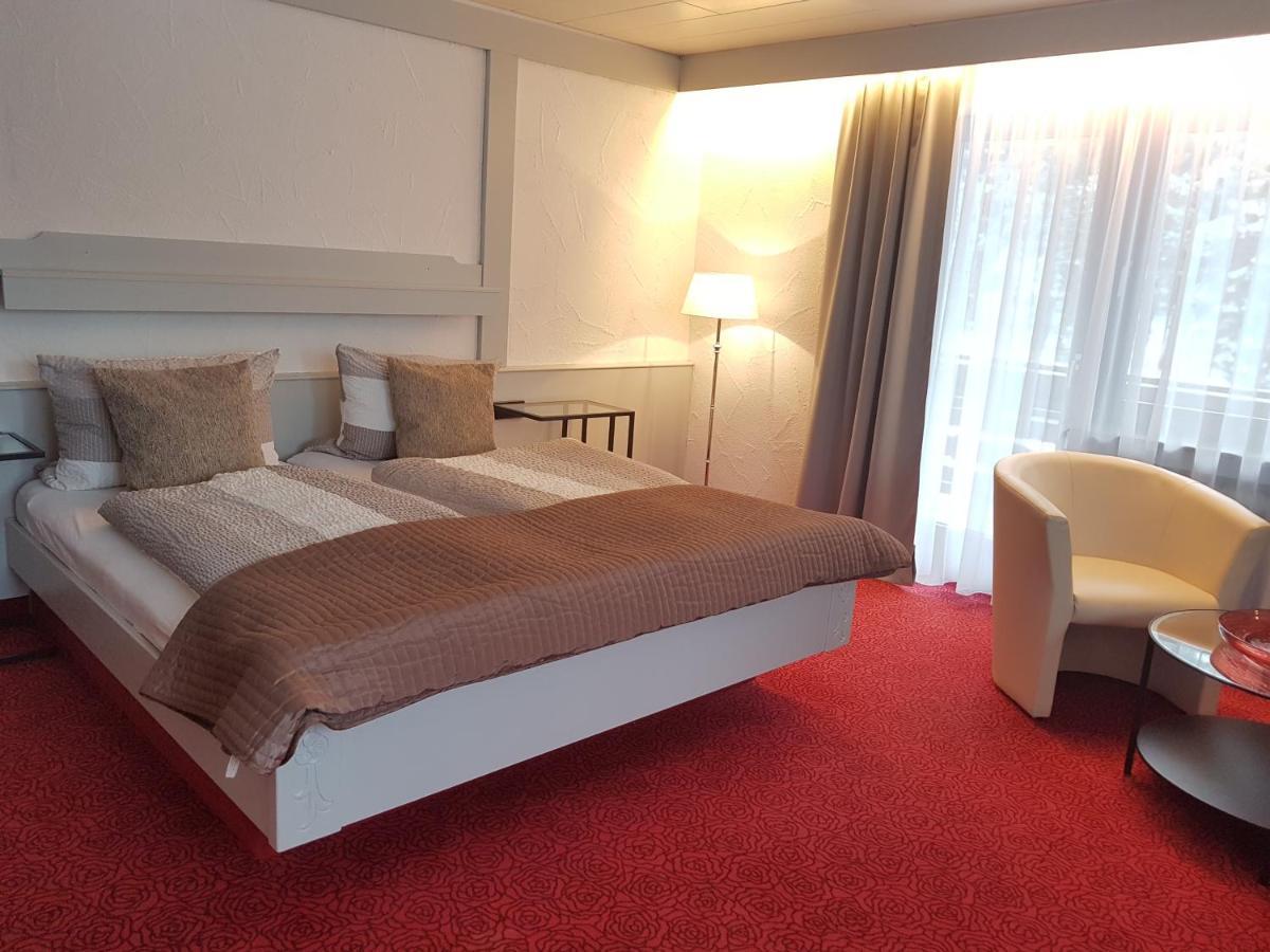 Doppelzimmer mit Balkon